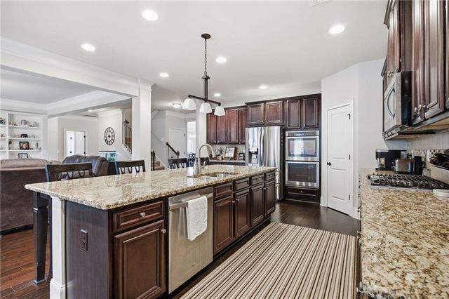 79 Gray Trail, Acworth, GA 30101