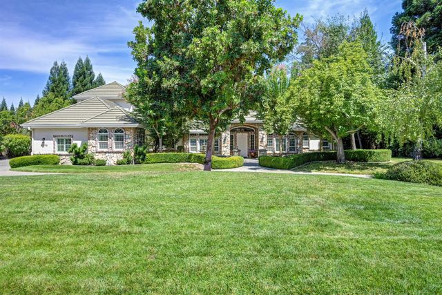 5570 Lions Cross Cir, Granite Bay, CA 95746