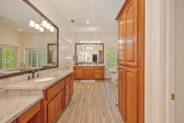 5570 Lions Cross Cir, Granite Bay, CA 95746