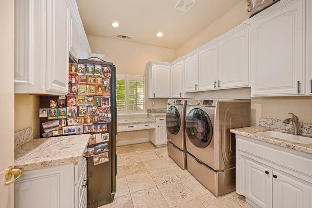 5570 Lions Cross Cir, Granite Bay, CA 95746
