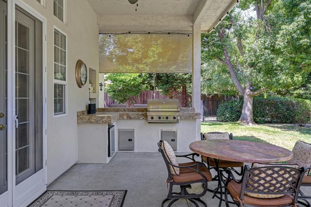 5570 Lions Cross Cir, Granite Bay, CA 95746