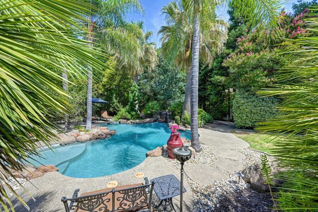 5570 Lions Cross Cir, Granite Bay, CA 95746