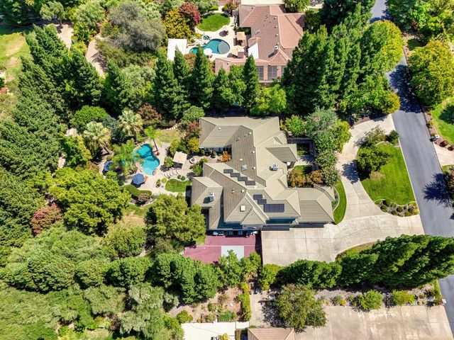 5570 Lions Cross Cir, Granite Bay, CA 95746