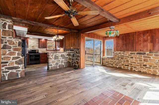 401 LINTON HILL RD, Duncannon, PA 17020