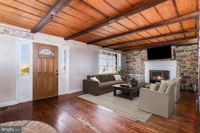 401 LINTON HILL RD, Duncannon, PA 17020