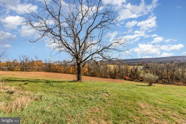 401 LINTON HILL RD, Duncannon, PA 17020