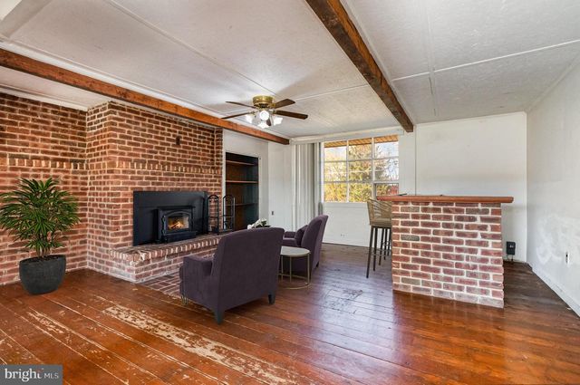 401 LINTON HILL RD, Duncannon, PA 17020