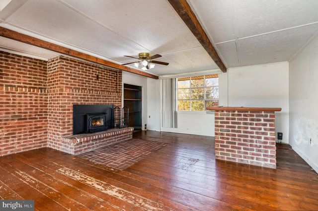 401 LINTON HILL RD, Duncannon, PA 17020