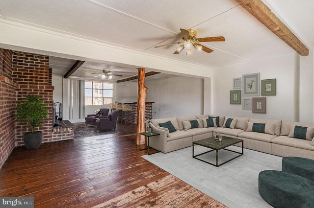 401 LINTON HILL RD, Duncannon, PA 17020