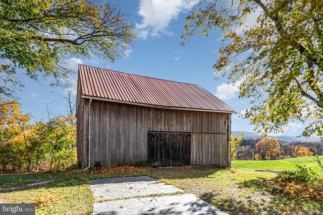 401 LINTON HILL RD, Duncannon, PA 17020