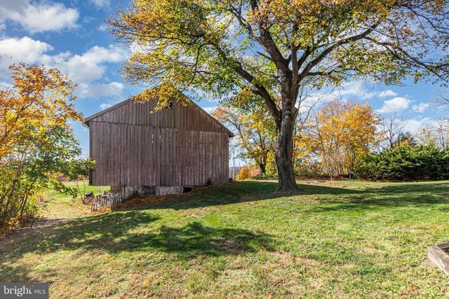 401 LINTON HILL RD, Duncannon, PA 17020