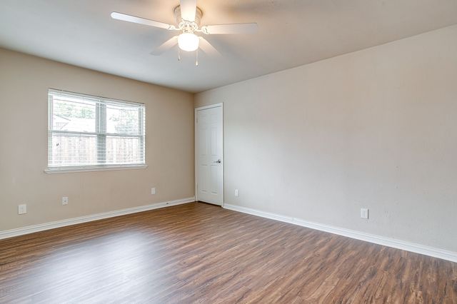5316 N Colony Boulevard, The Colony, TX 75056