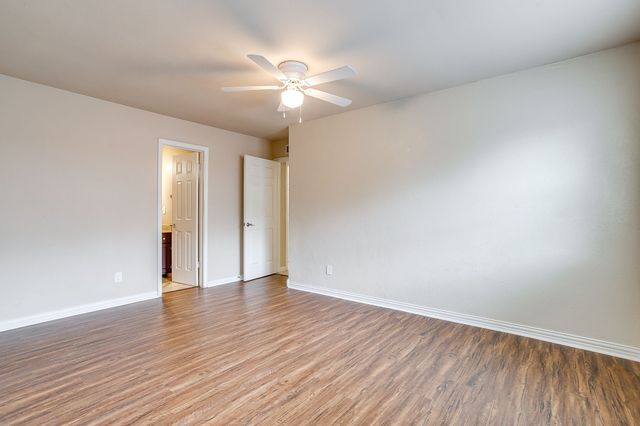5316 N Colony Boulevard, The Colony, TX 75056