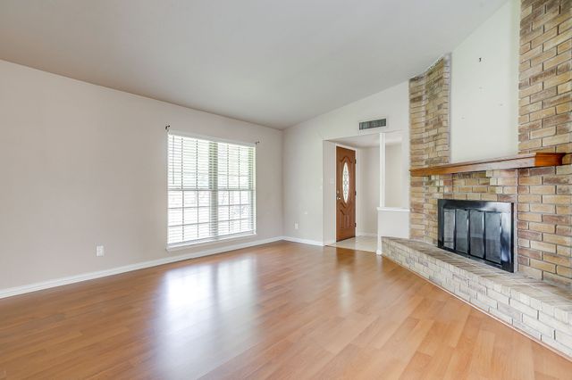 5316 N Colony Boulevard, The Colony, TX 75056