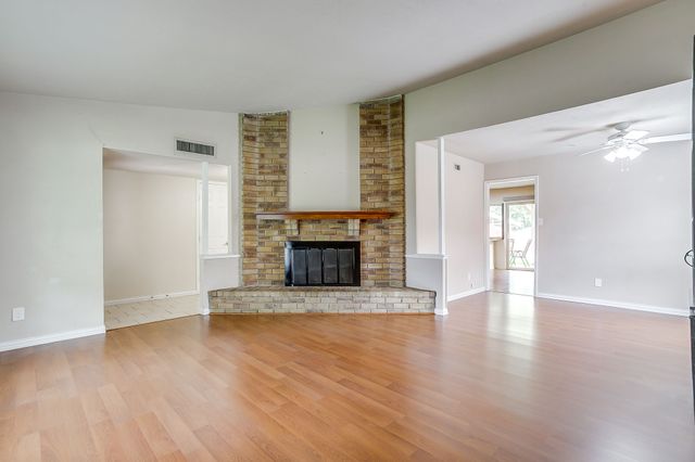 5316 N Colony Boulevard, The Colony, TX 75056