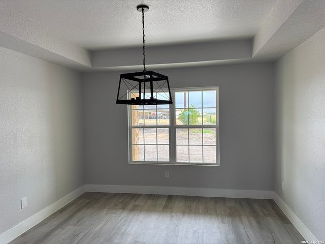 472 County Rd. 679, Natalia, TX 78059