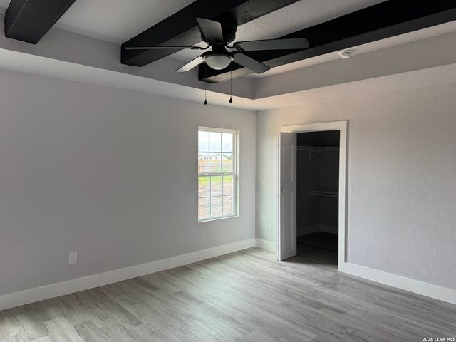 472 County Rd. 679, Natalia, TX 78059