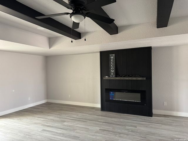 472 County Rd. 679, Natalia, TX 78059