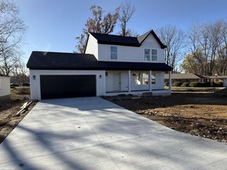 1108 Tecumseh Avenue, Waterford, MI 48327