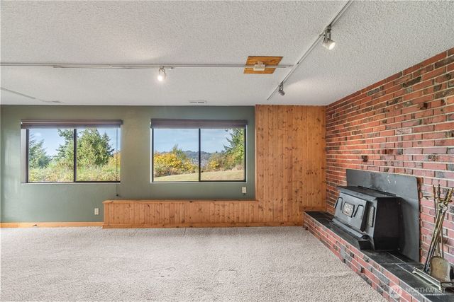 205 Beacon Hill Drive, Hoquiam, WA 98550