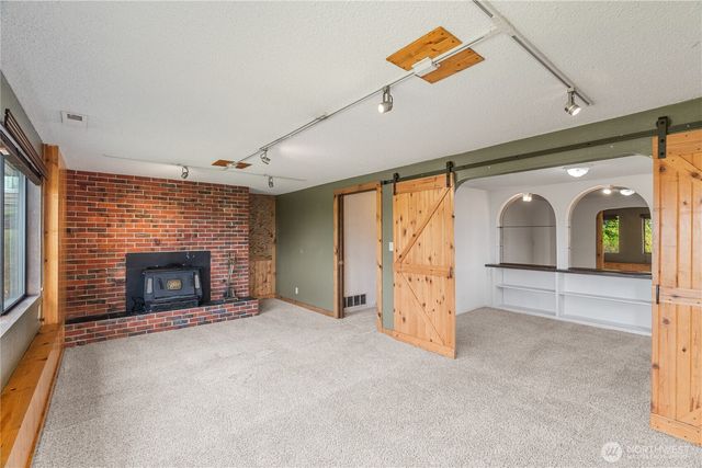 205 Beacon Hill Drive, Hoquiam, WA 98550