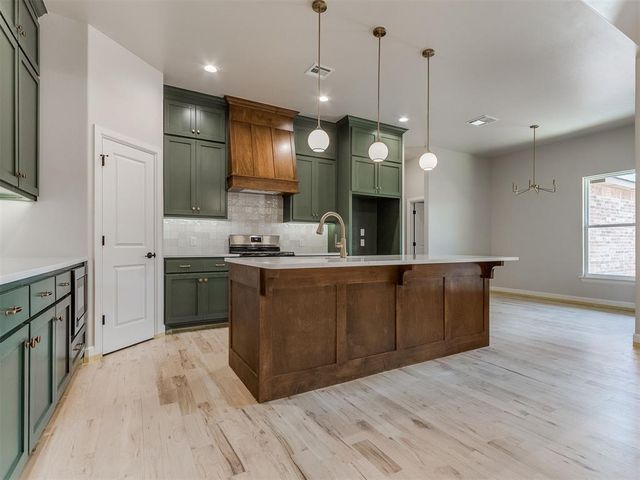 9321 SW 43rd Street, Oklahoma City, OK 73179