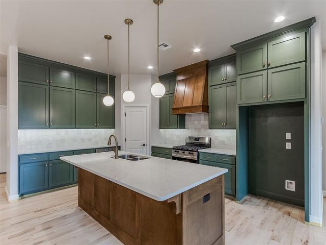 9321 SW 43rd Street, Oklahoma City, OK 73179