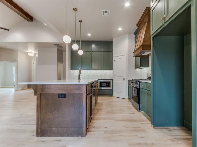 9321 SW 43rd Street, Oklahoma City, OK 73179