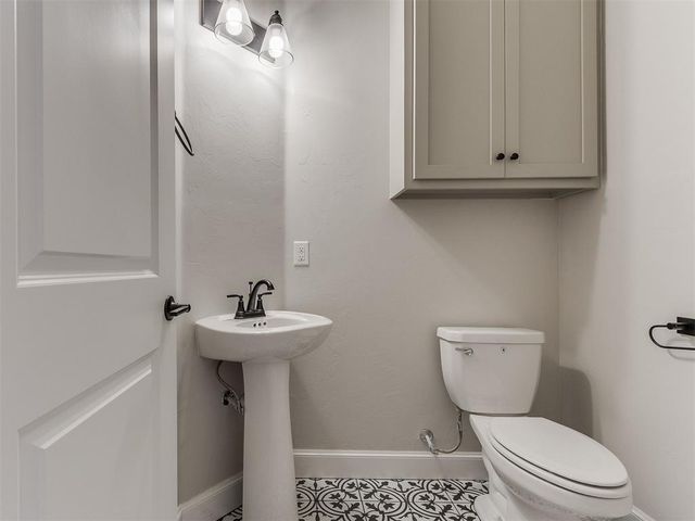 9321 SW 43rd Street, Oklahoma City, OK 73179