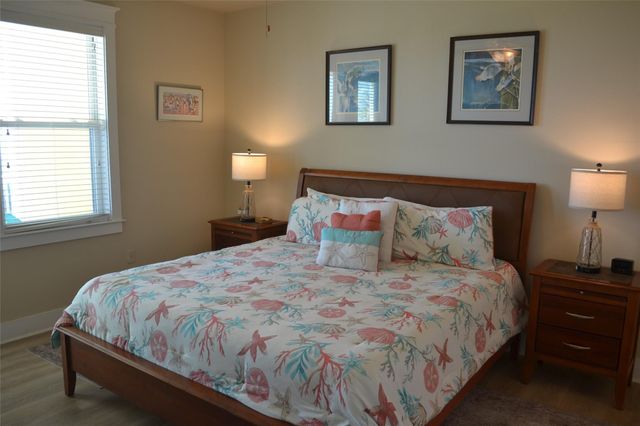 4141 Pointe West Drive 102, Galveston, TX 77554