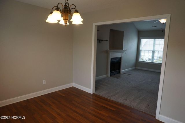 407 Sundown Court, Hubert, NC 28539