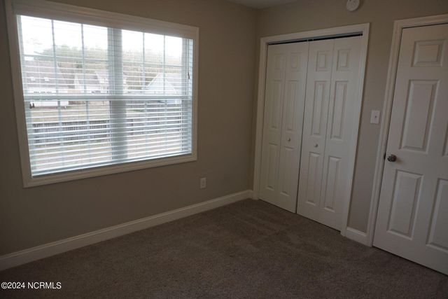 407 Sundown Court, Hubert, NC 28539