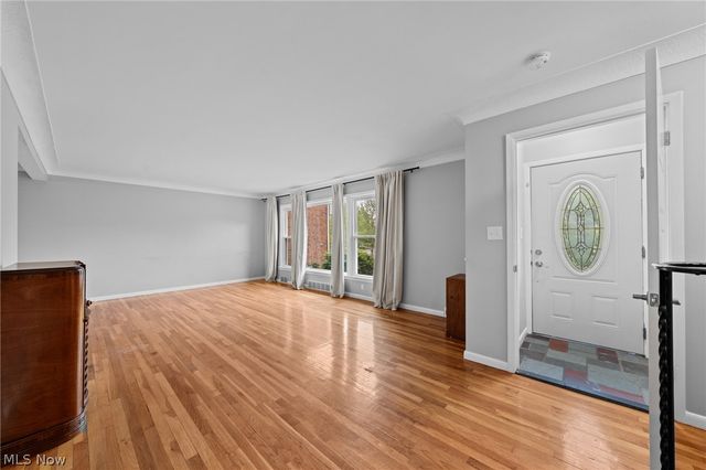 3873 Washington Boulevard, University Heights, OH 44118