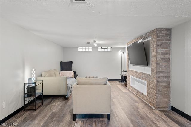 3873 Washington Boulevard, University Heights, OH 44118