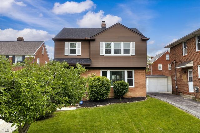 3873 Washington Boulevard, University Heights, OH 44118