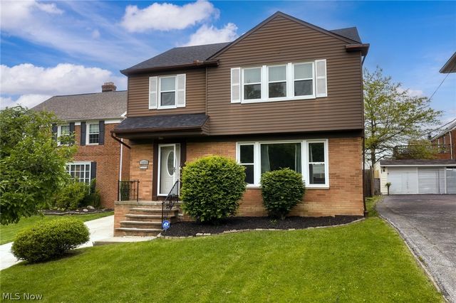 3873 Washington Boulevard, University Heights, OH 44118