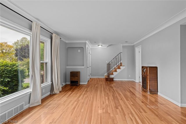 3873 Washington Boulevard, University Heights, OH 44118