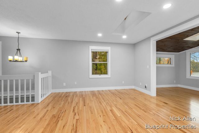 7093 Peninsula Drive NE, Rockford, MI 49341