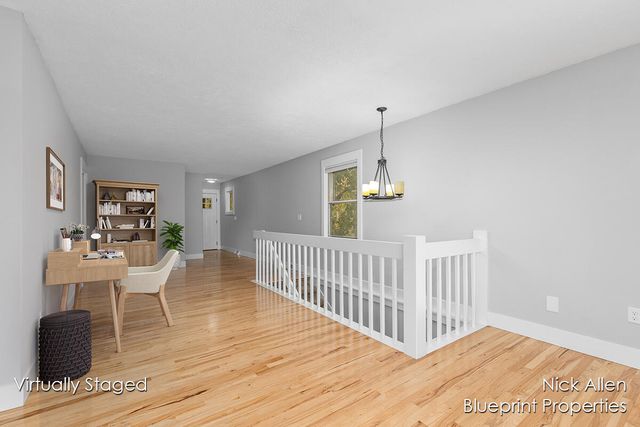 7093 Peninsula Drive NE, Rockford, MI 49341