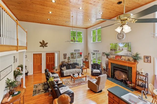 310 Fernwood Drive, Salem, SC 29676