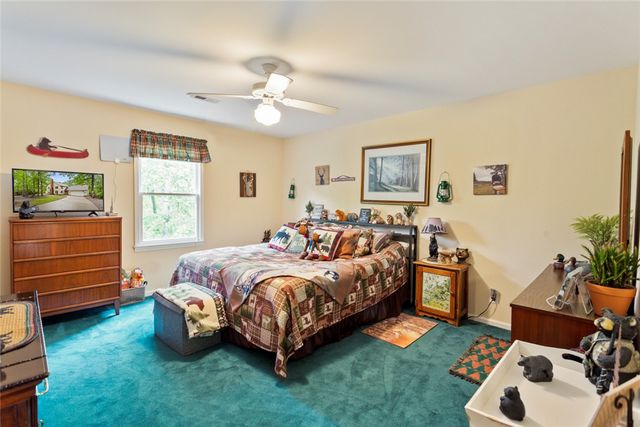 310 Fernwood Drive, Salem, SC 29676