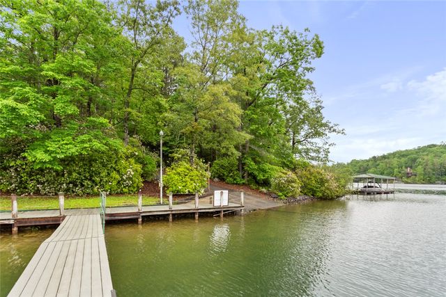 310 Fernwood Drive, Salem, SC 29676