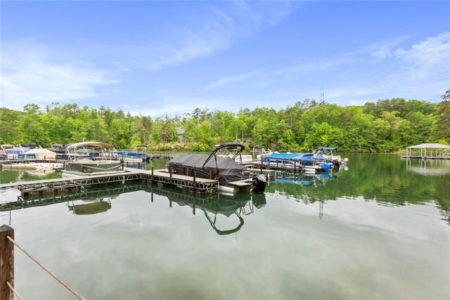 310 Fernwood Drive, Salem, SC 29676