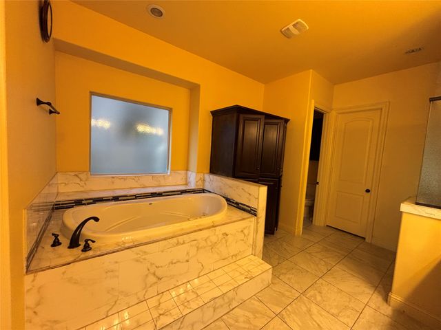 2807 Borama Drive, Irving, TX 75062