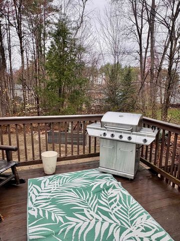 7 Sampson Drive, Barnstead, NH 03225