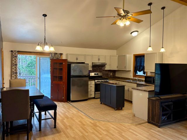 7 Sampson Drive, Barnstead, NH 03225