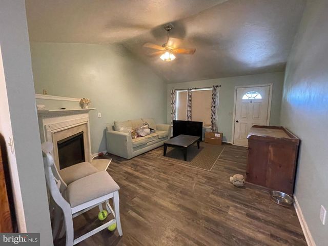 136 COLORADO AVE, Littlestown, PA 17340