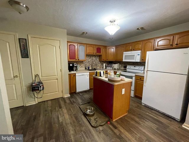 136 COLORADO AVE, Littlestown, PA 17340