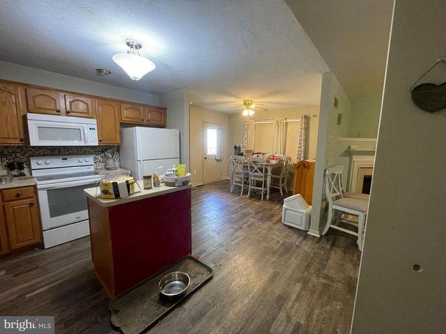 136 COLORADO AVE, Littlestown, PA 17340