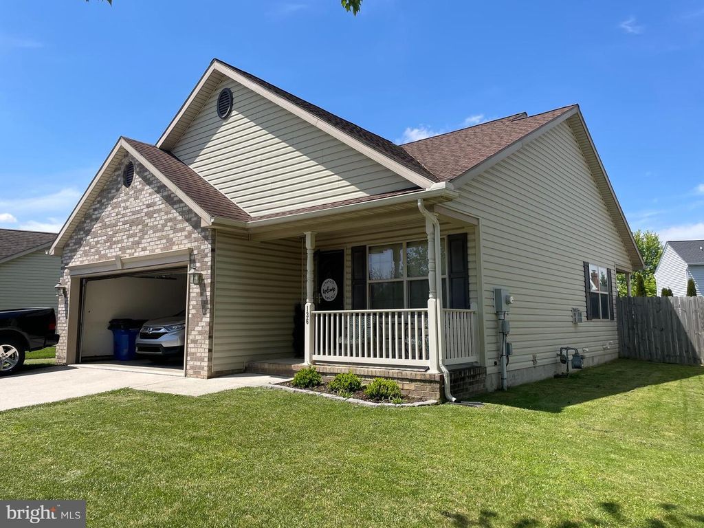 136 COLORADO AVE, Littlestown, PA 17340